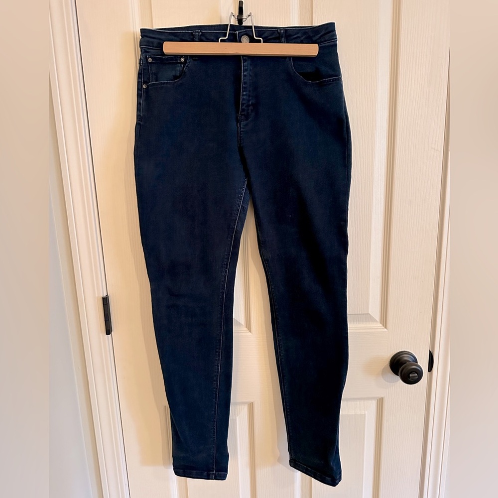 Zara Dark Wash Skinny Jeans